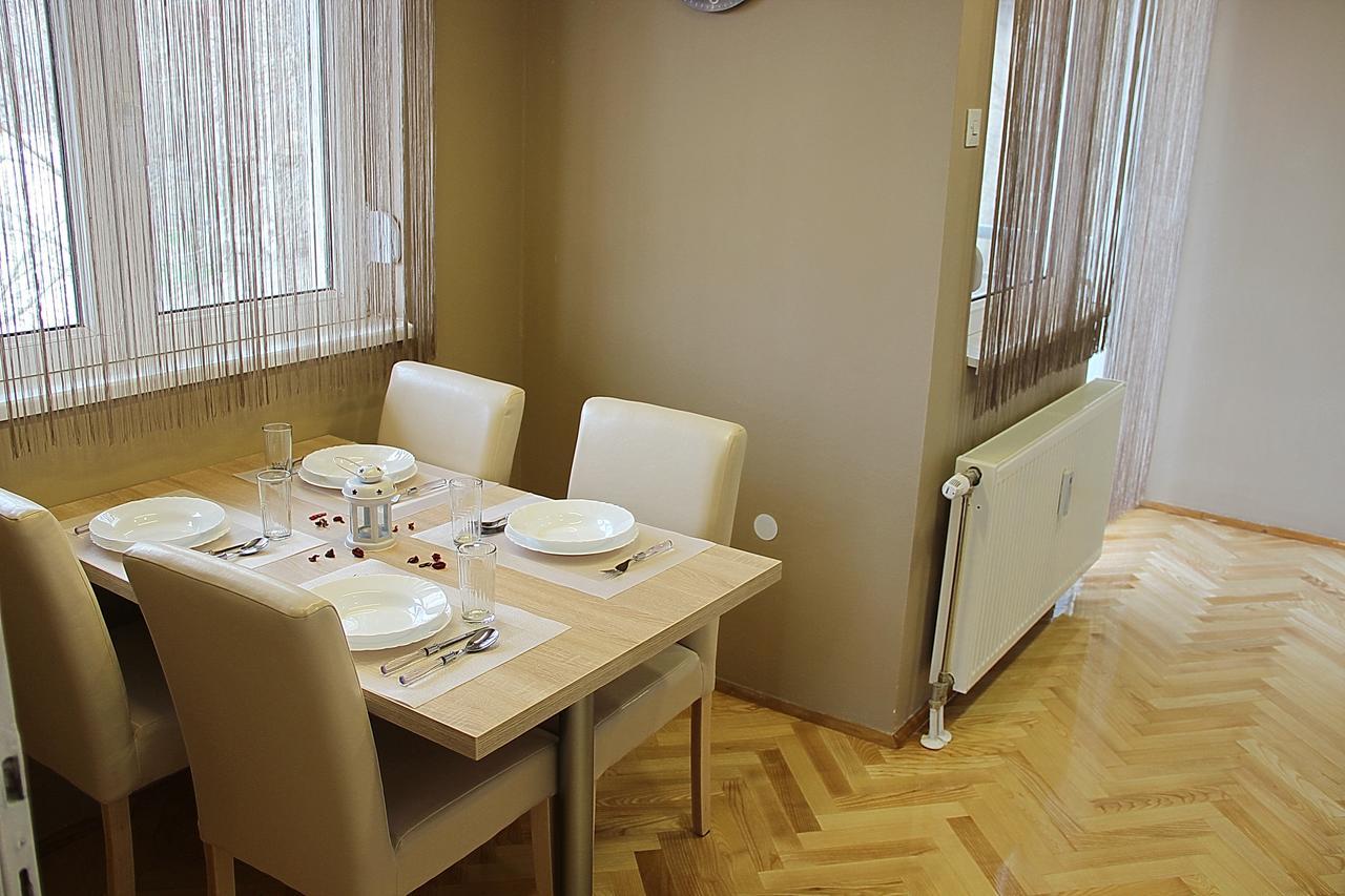 Apartment Cherry Zrenjanin Luaran gambar